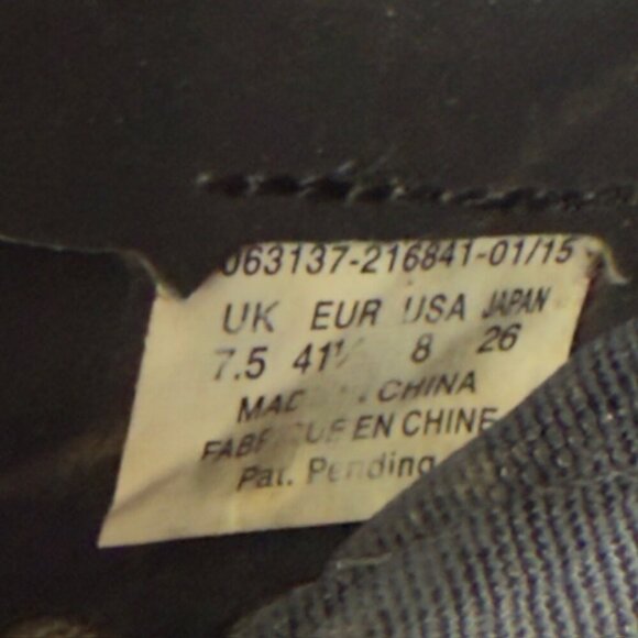 Arc'teryx Black and Brown Hiking Men's Boots Size 8 US - Picture 3 of 16